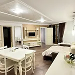 Penthouse Happy Moments 3 * Slantschew brjag